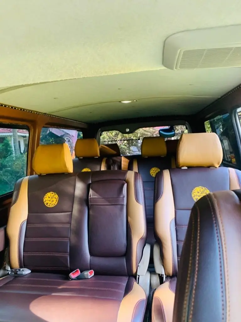 Passenger cabin — Toyota KDH