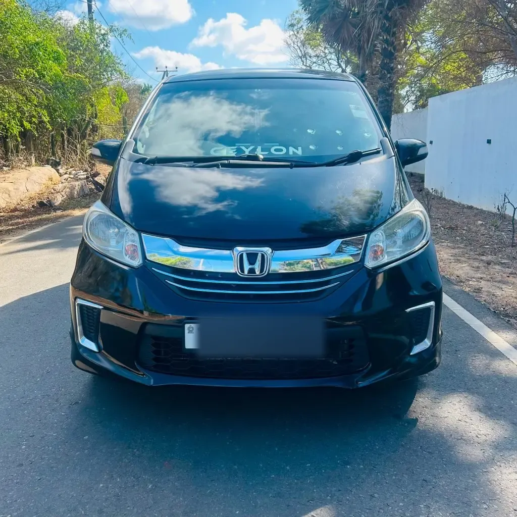 Front — Honda Freed