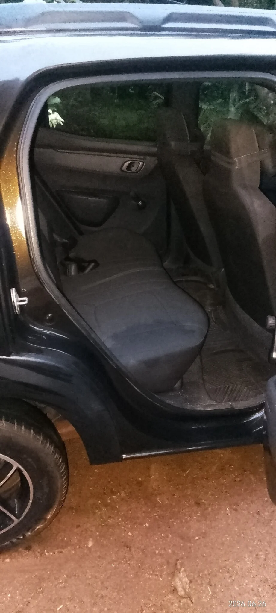 Interior right — RENAULT KWID