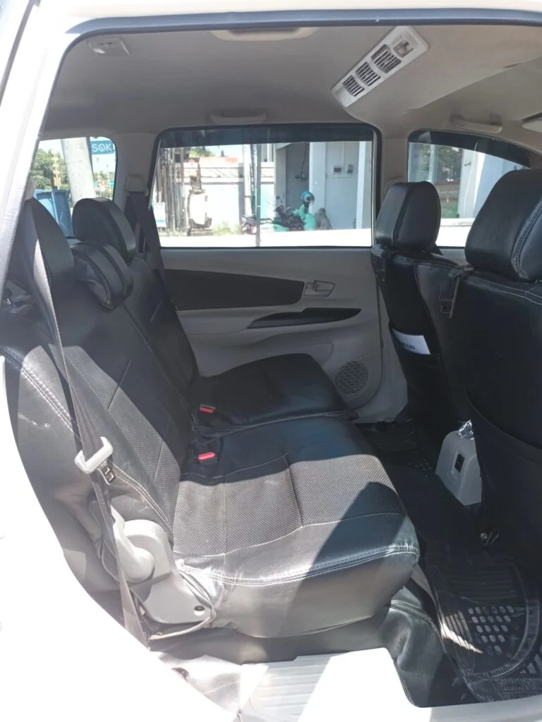 Toyota avanza photo 8