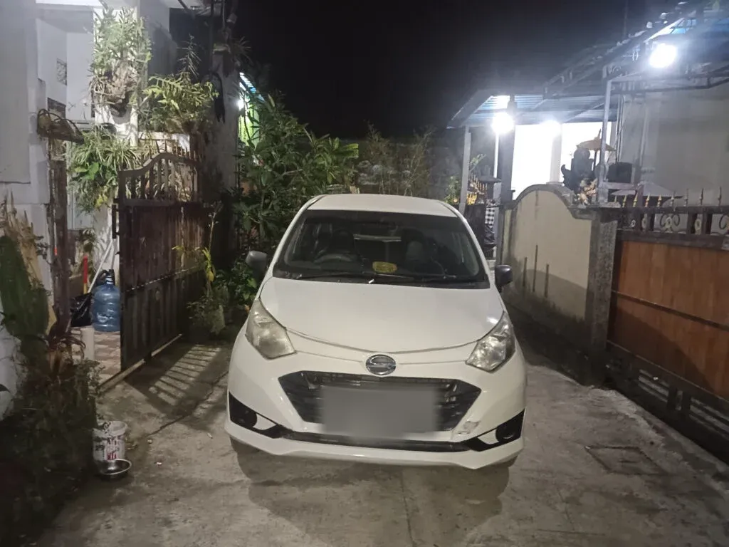 Daihatsu sigra photo 1