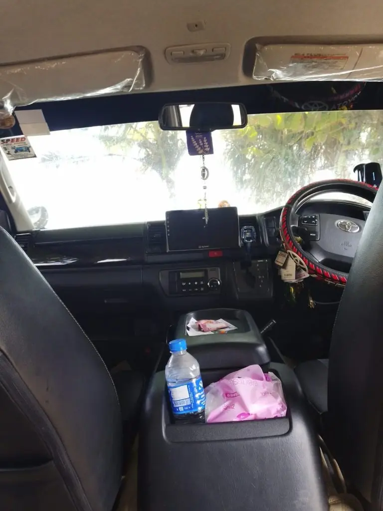 Dashboard — Toyota Toyota Kdh 201