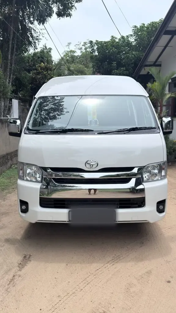 Front — Toyota KDH HI ROOF