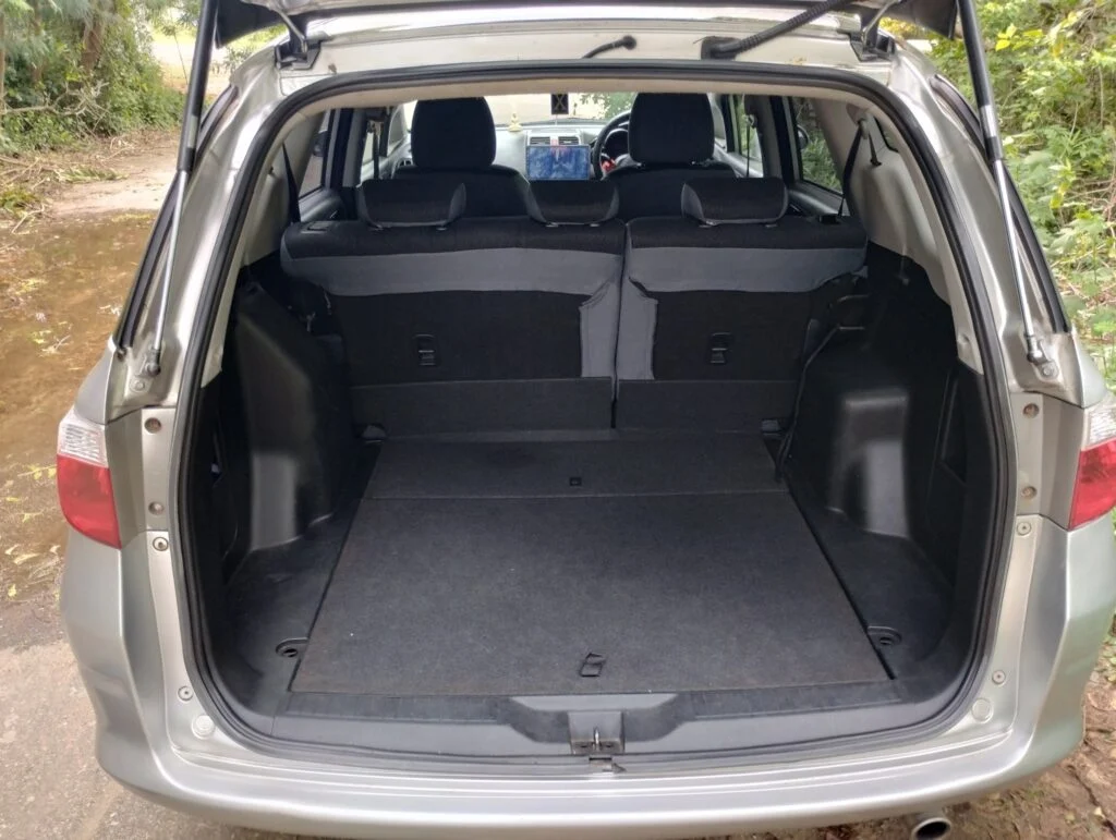 Boot / luggage area — Honda Air wave