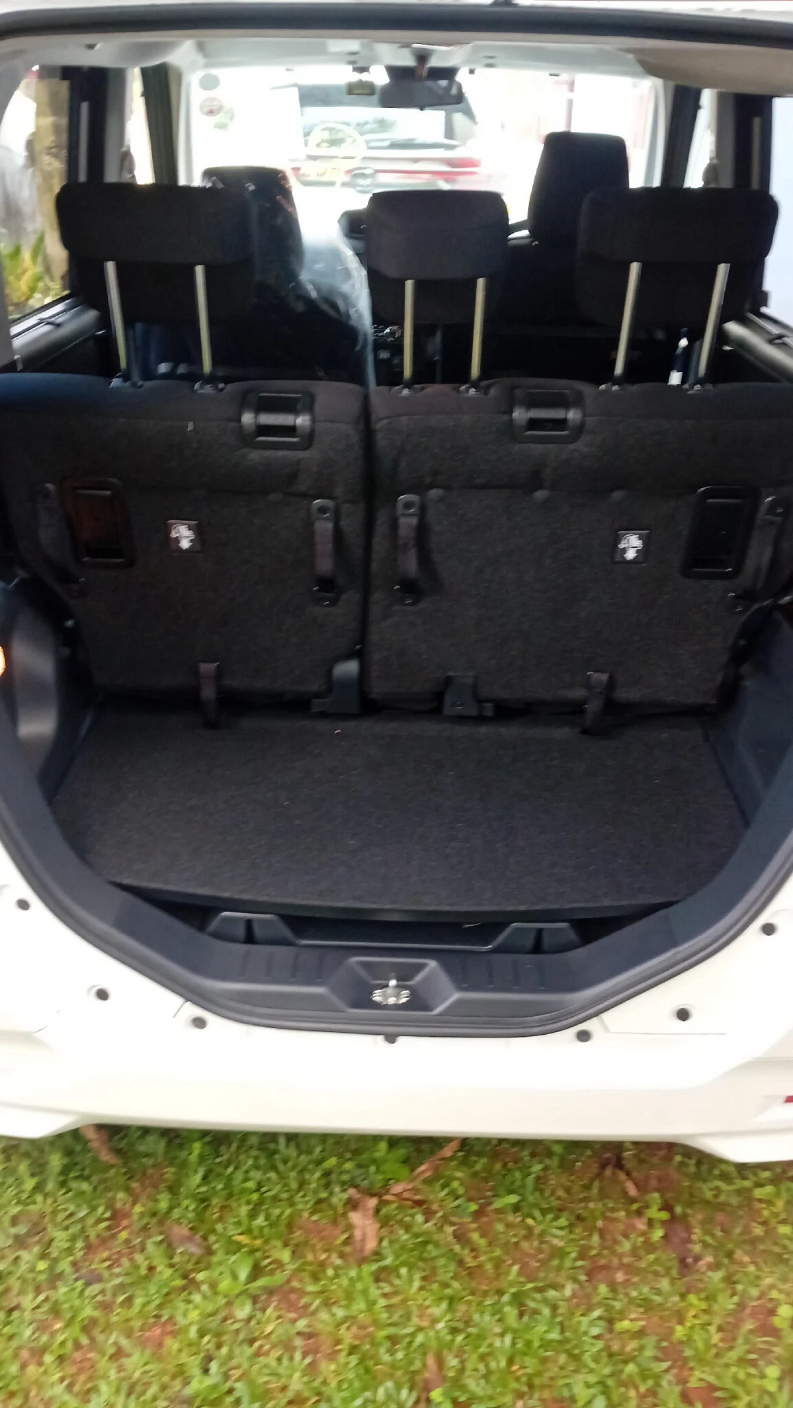 Boot / luggage area — TOYOTA 2026