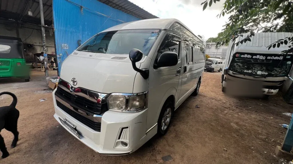 Left side — Toyota Hiace