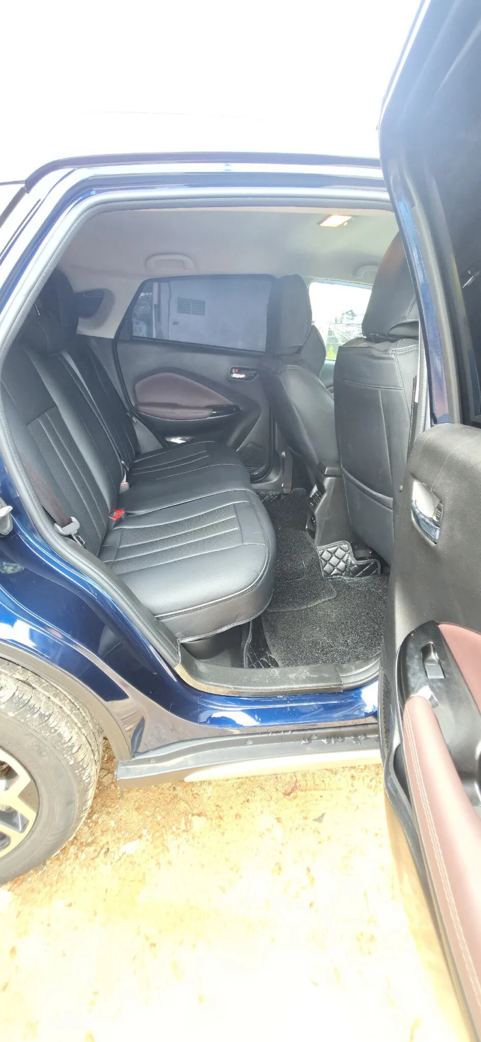 Interior right — suzuki suzuki fronx