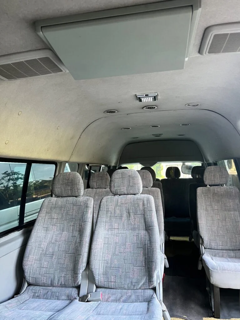 Passenger cabin — Toyota Hiace
