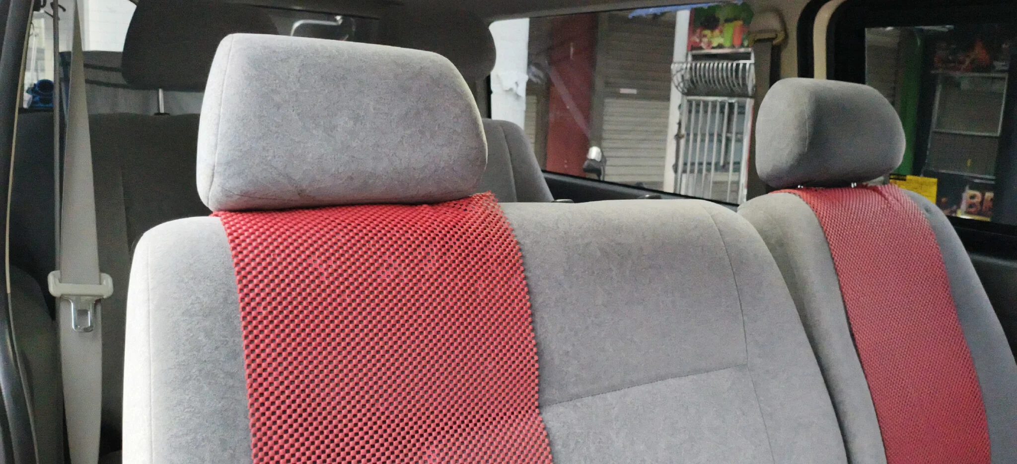 Passenger cabin — TOYOTA Hiace