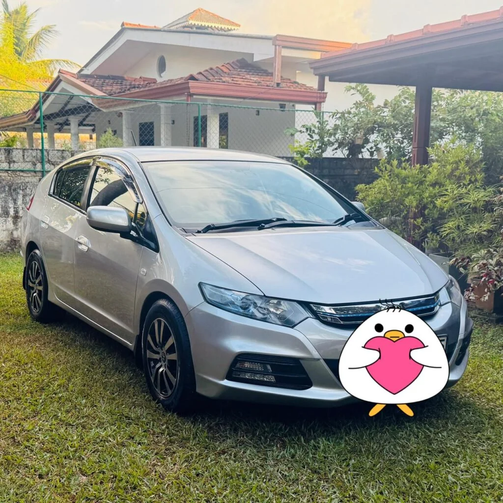 Left side — Honda Insight