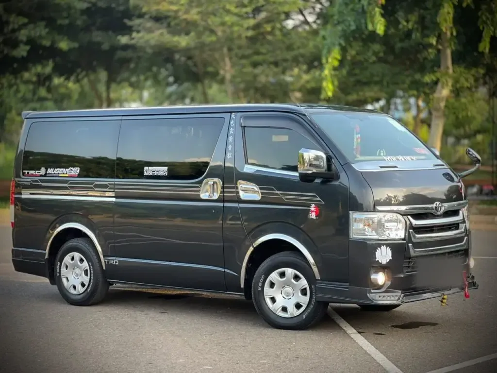 Left side — Toyota KDH