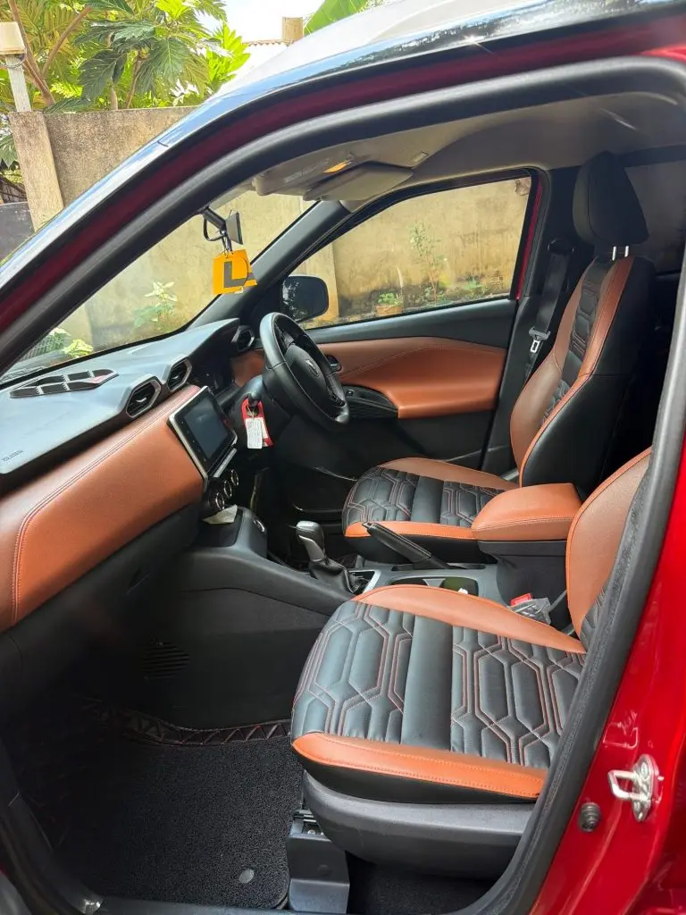 Dashboard — Nissan Megnite
