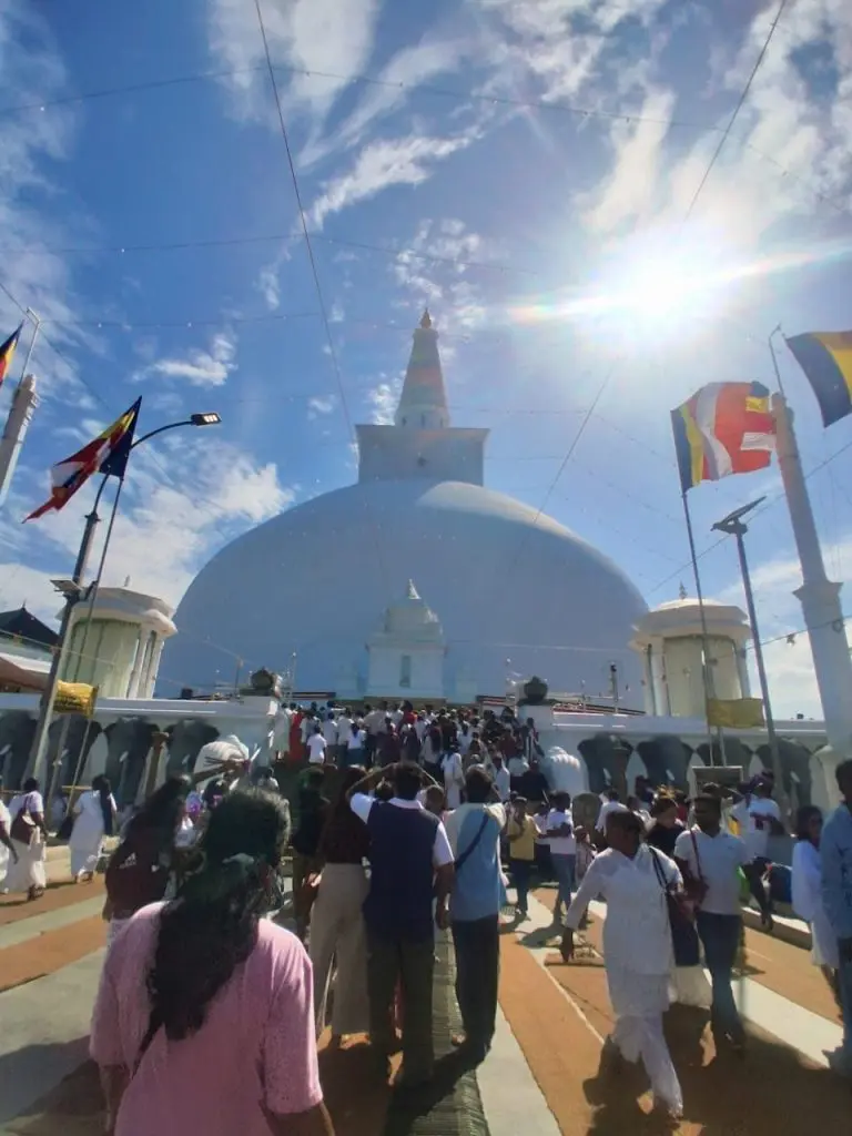 Ceylon D. Tours gallery image 19