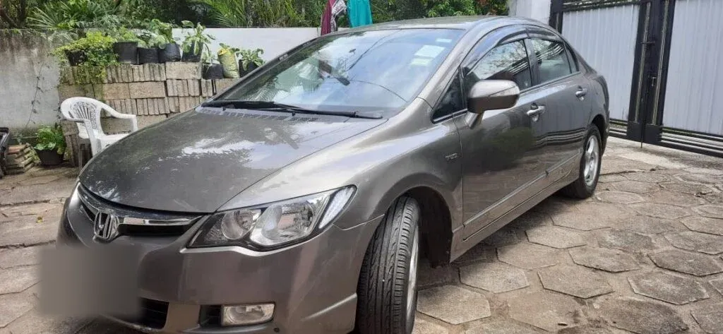 Left side — Honda Civic hybrid