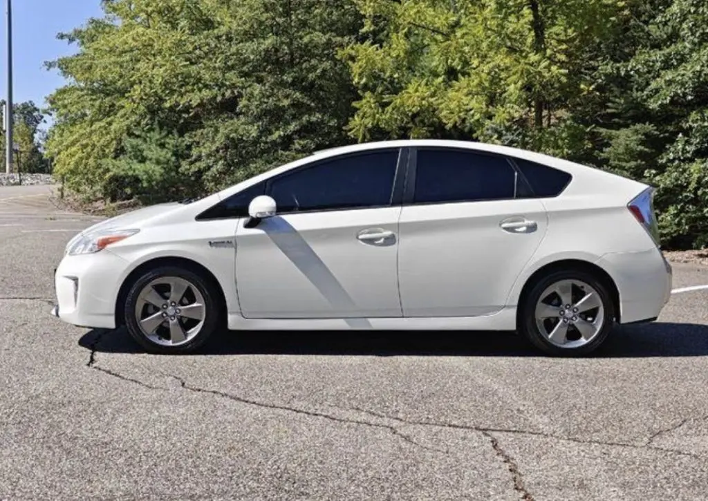 Left side — Toyota Prius