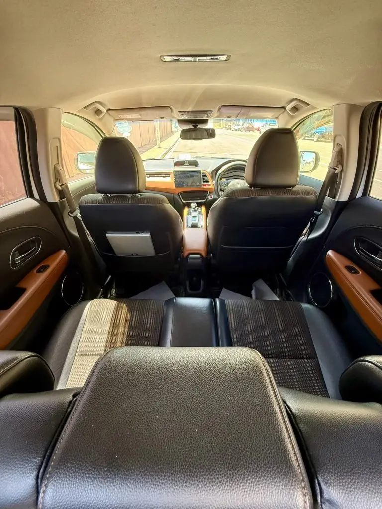 Passenger cabin — honda vezel 2017
