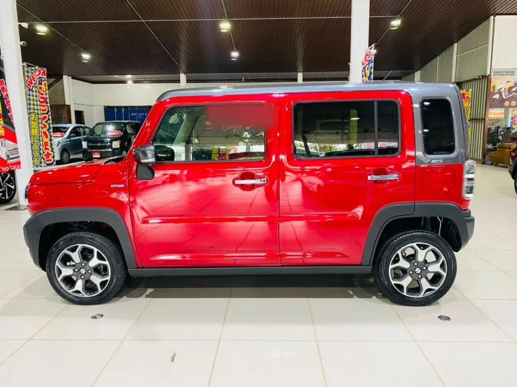 Left side — Suzuki Hustler