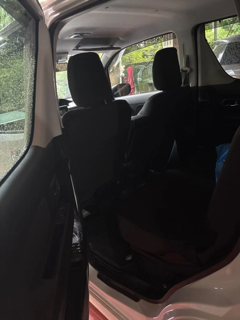 Interior left — Suzuki MH95S