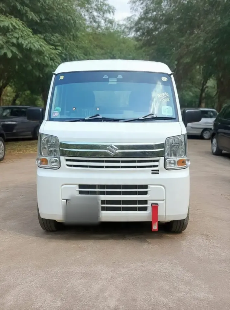 Front — Suzuki Every