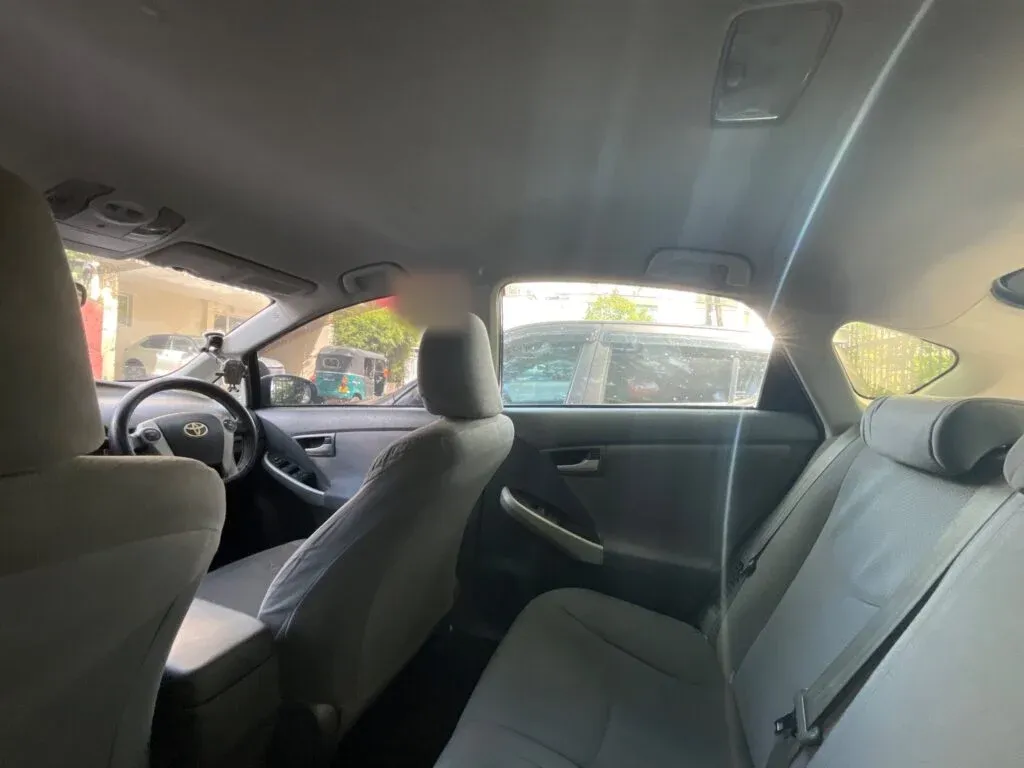 Interior left — Prius Toyota prius