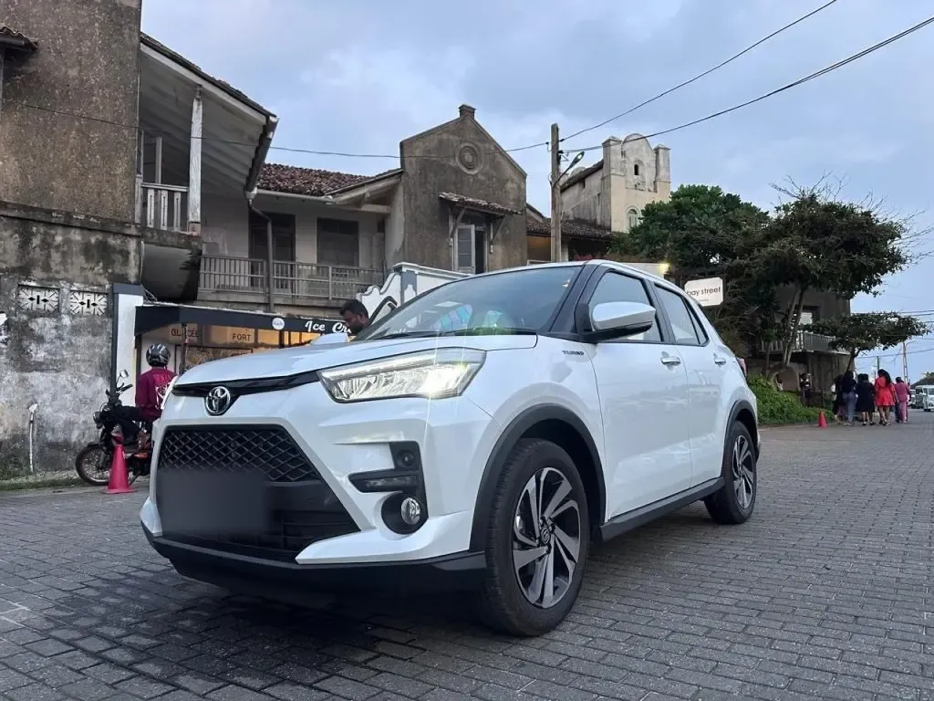 Rear — Toyota Raize