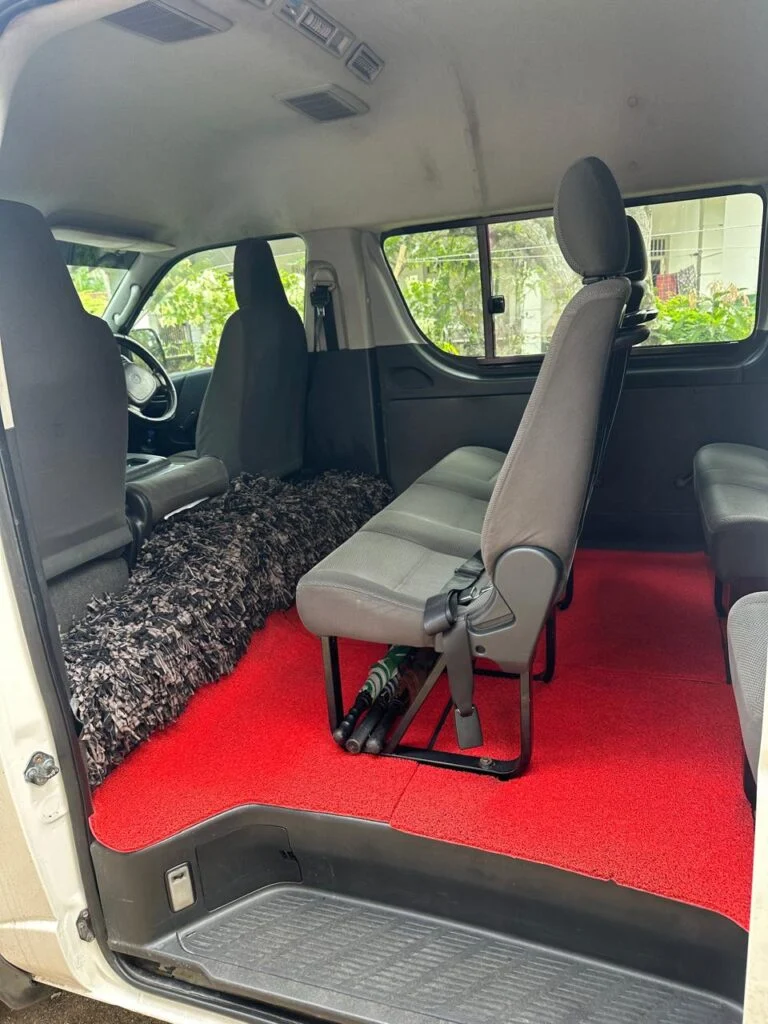 Dashboard — Toyota kdh High roof Kdh 200