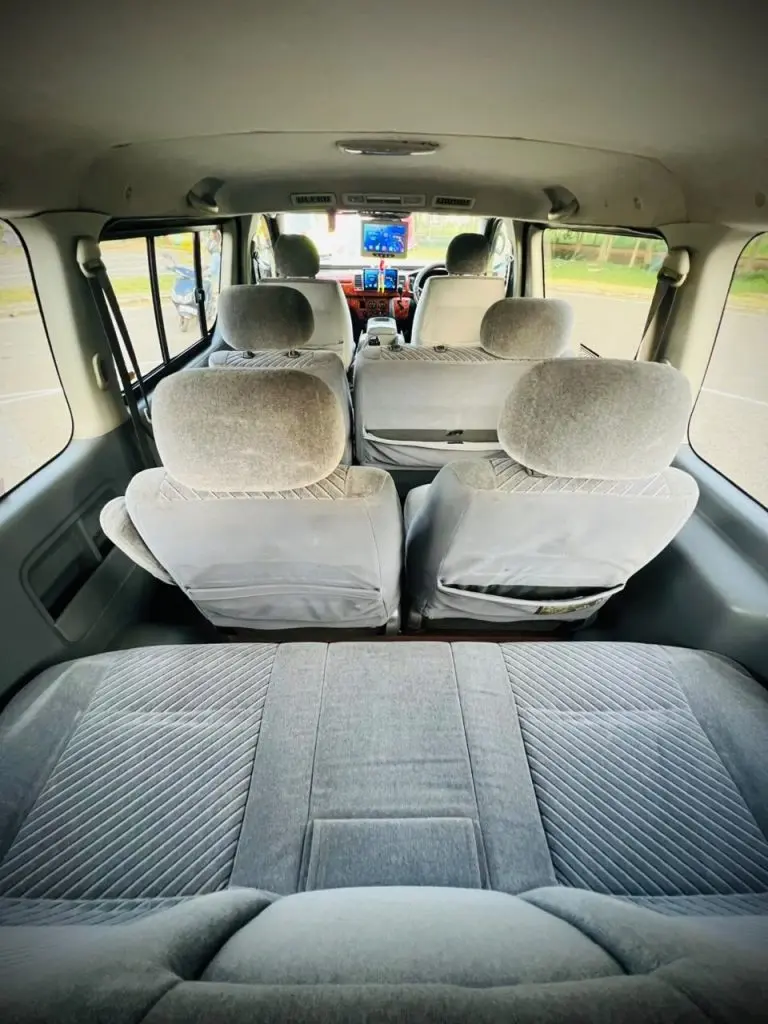 Passenger cabin — Toyota KDH
