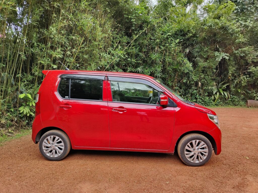 Right side — Suzuki WagonR