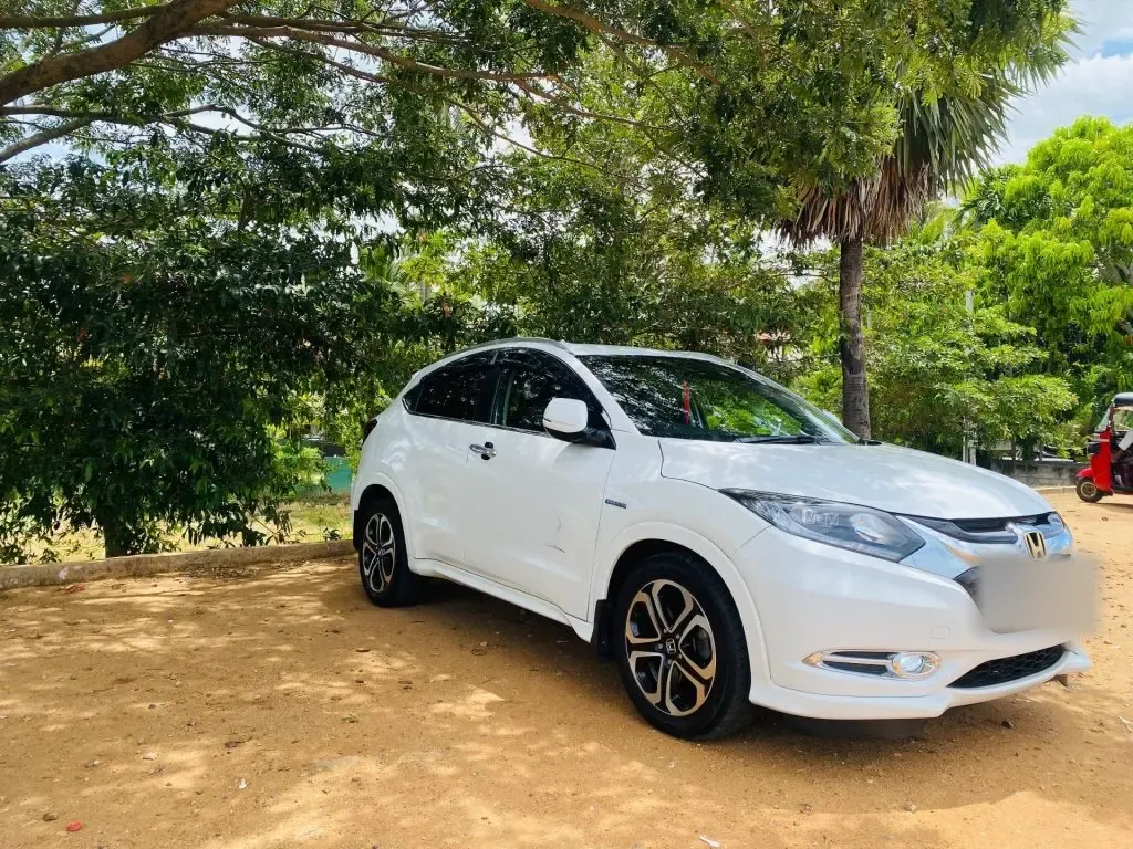 Left side — Honda Vezel
