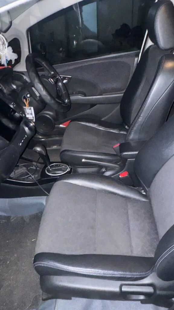 Dashboard — Honda Fit Shuttle