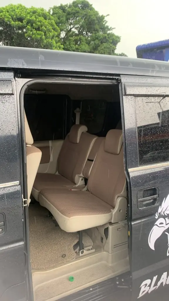 Interior left — Suzuki Every