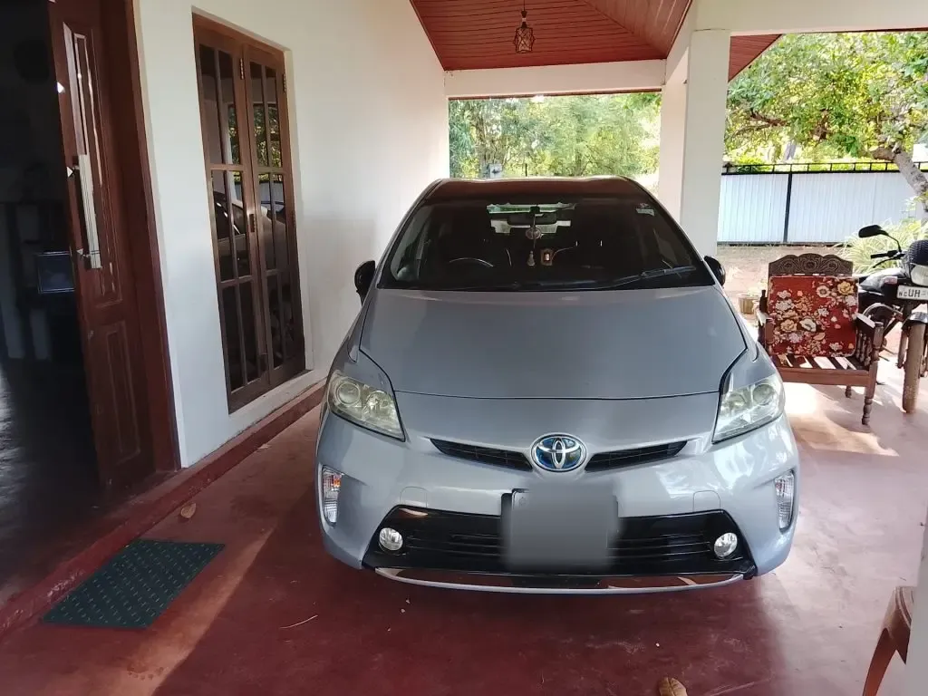 Front — Toyota Prius