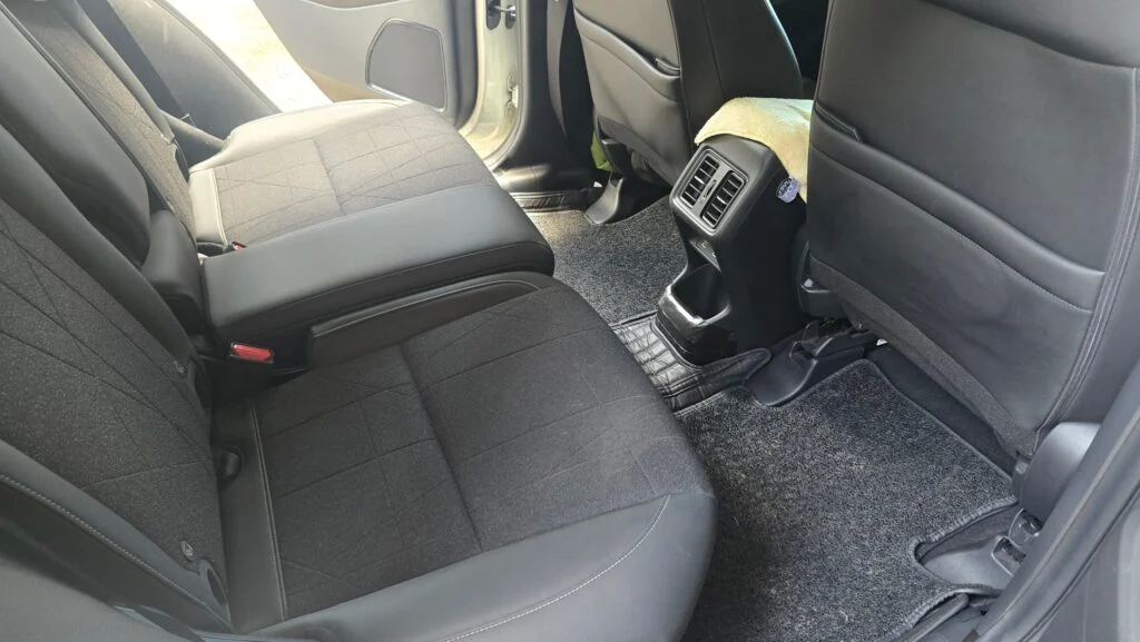 Passenger cabin — Honda Vesel