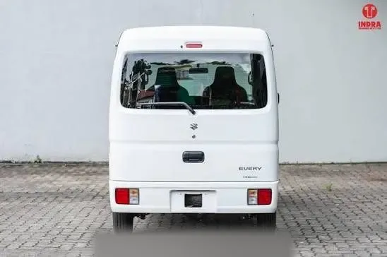 Rear — Suzuki Every