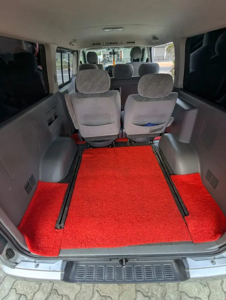 Passenger cabin — Toyota Hi ACE