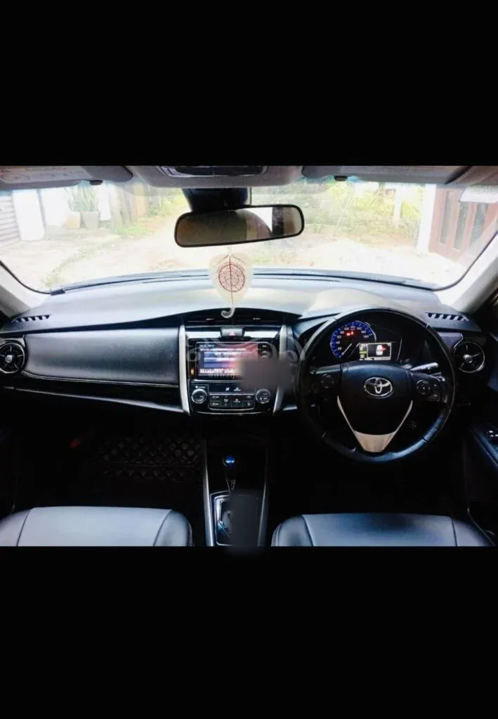 Dashboard — Toyota Axio