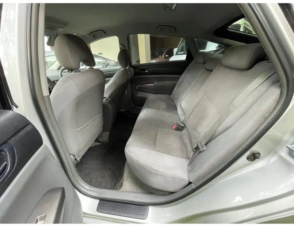 Passenger cabin — Toyota Prius
