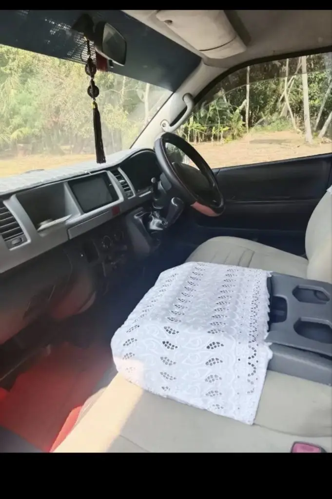 Interior left — Toyota KDH