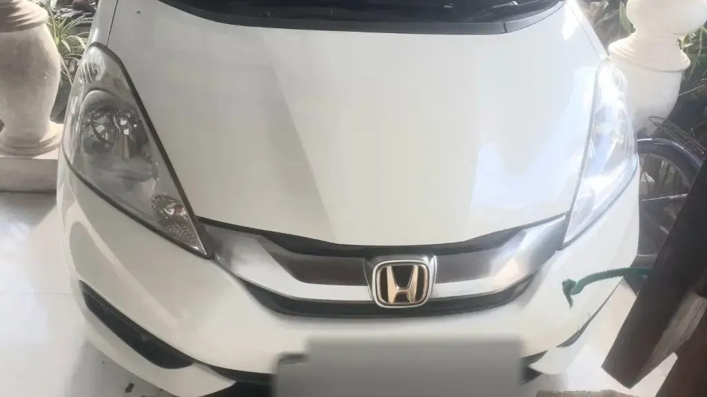 Front — Honda Fit