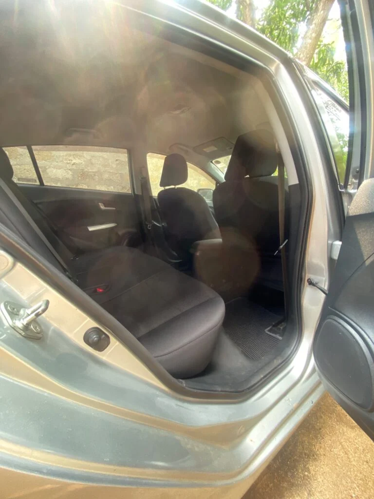 Interior right — Honda Insight