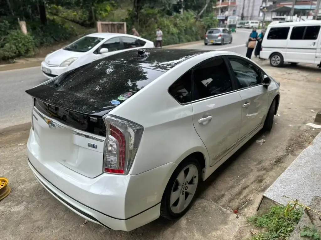 Left side — Toyota Prius