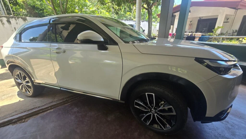 Left side — Honda Vesel