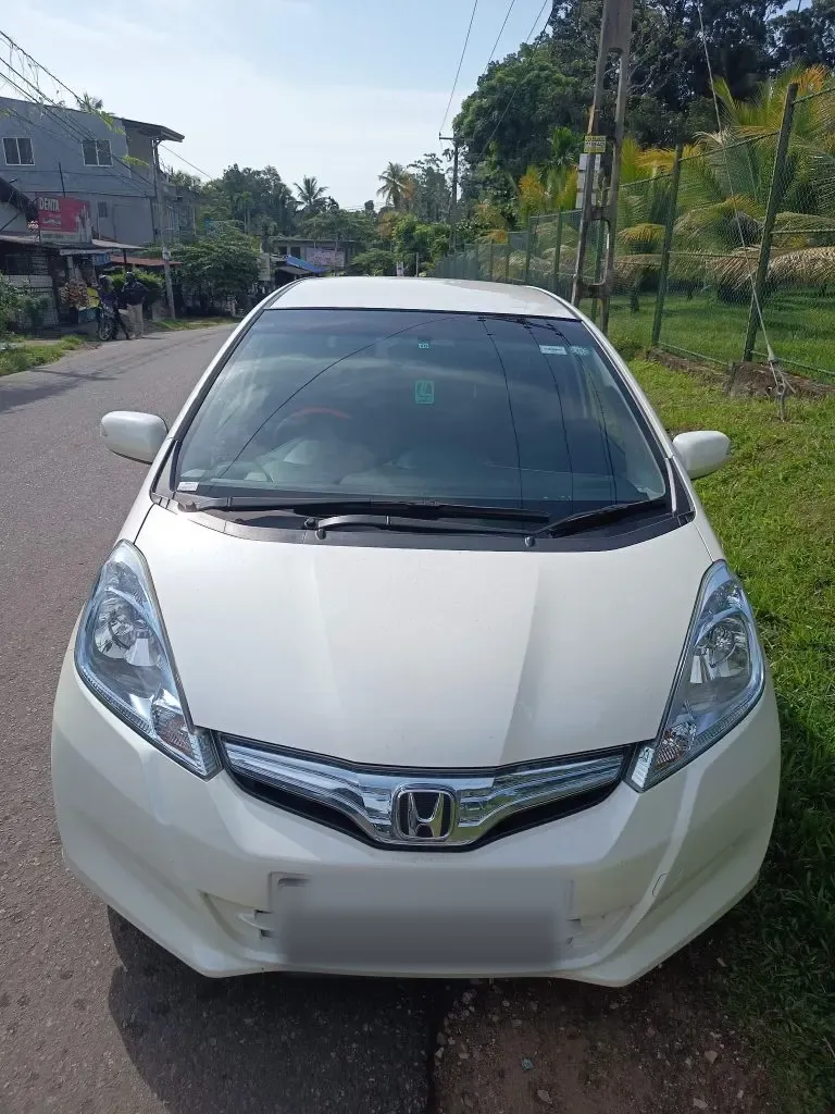Front — Honda Fit gp1