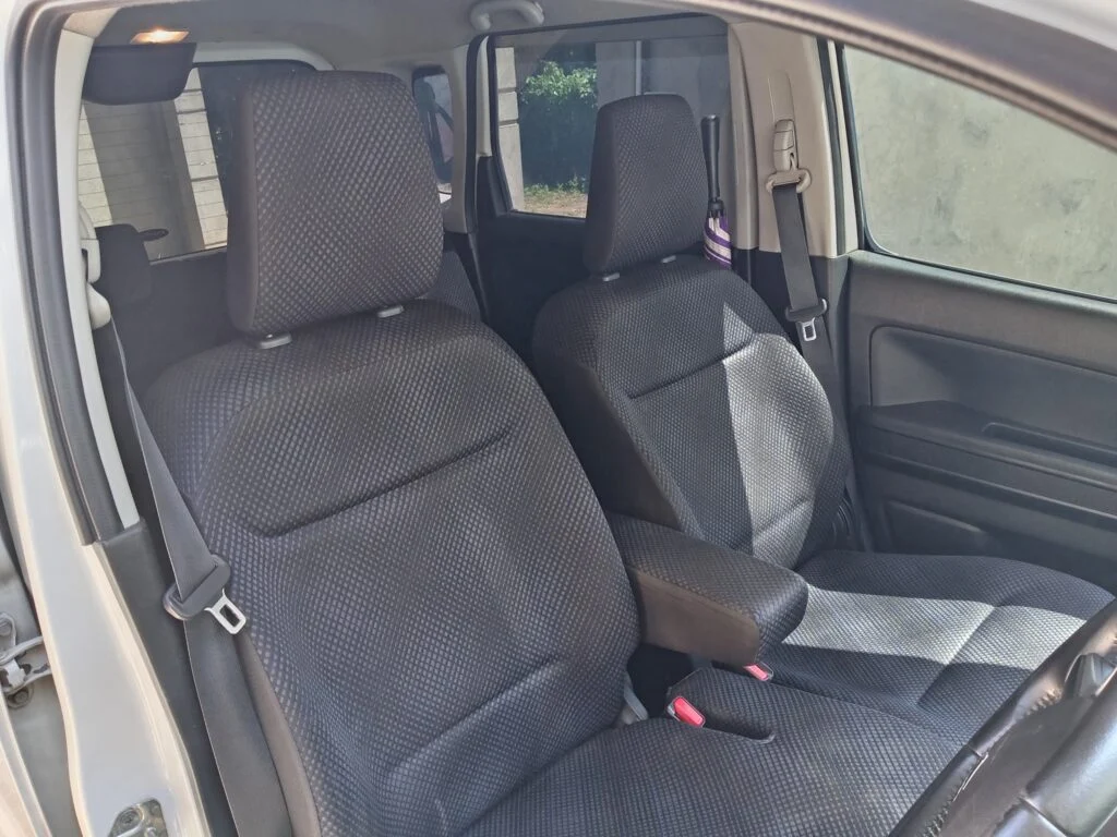 Interior left — Suzuki MH55s
