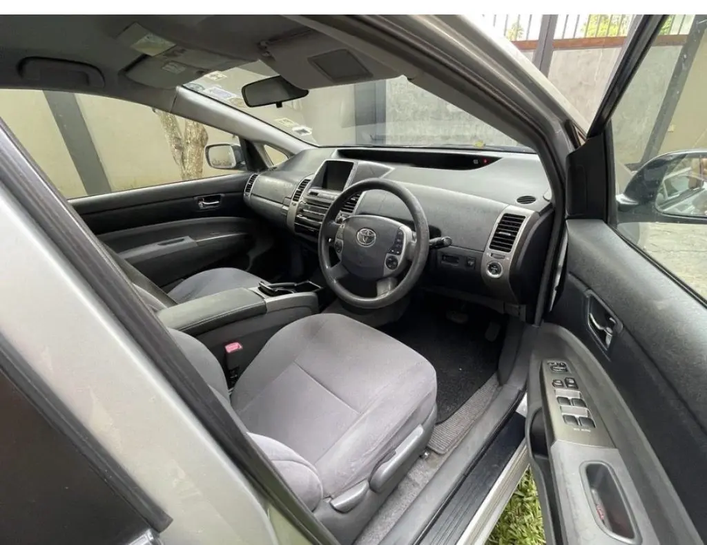 Dashboard — Toyota Prius