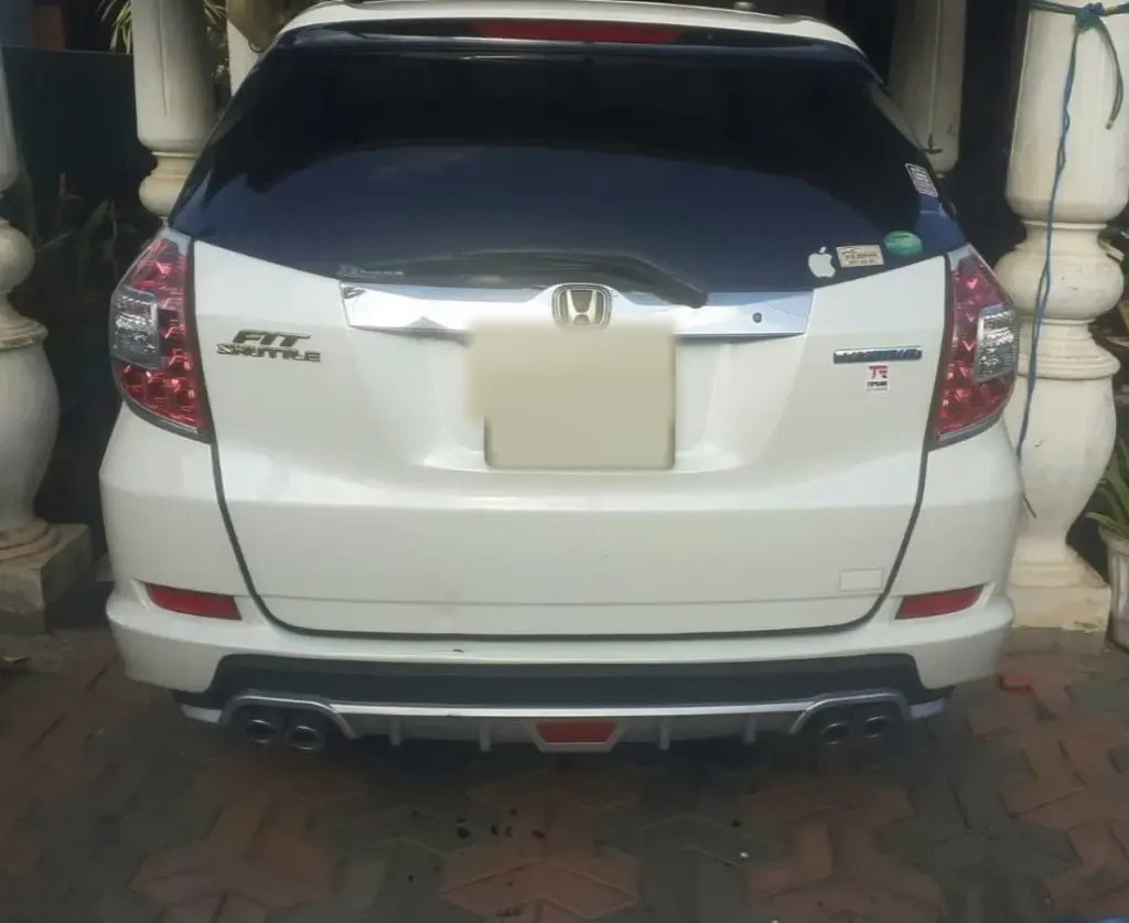 Rear — Honda Fit