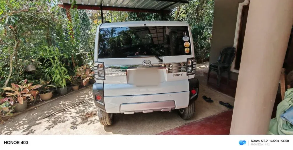 Rear — Daihatsu Taft