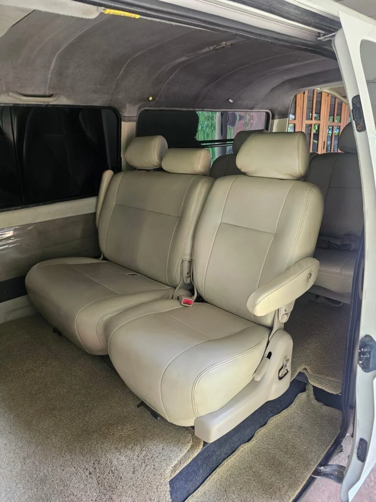 Passenger cabin — Nissan caravan Qd 32