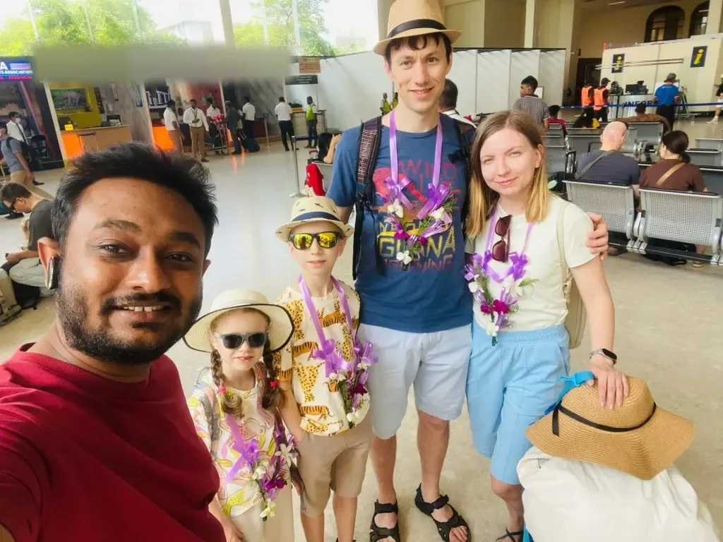 Ceylon B. Tours gallery image 15