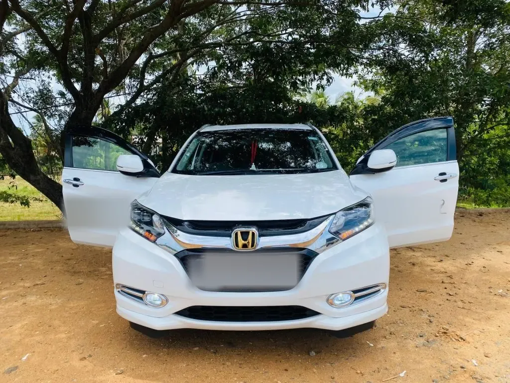 Front — Honda Vezel